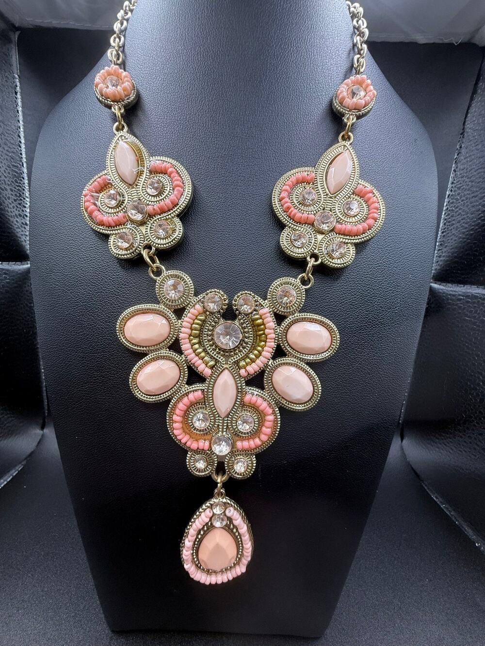 Erica Lyons Pink Blush Bib Style Statement Necklace